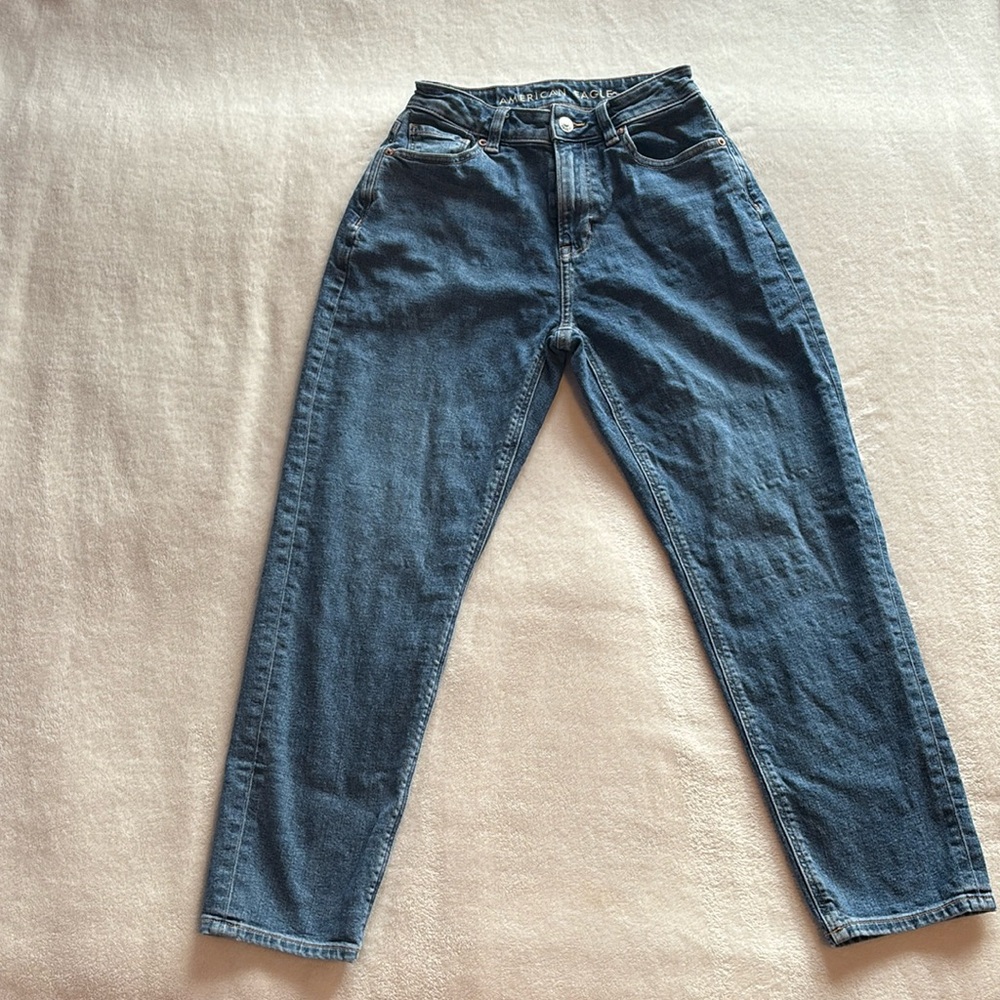 American Eagle straight jeans
good condition
worn once